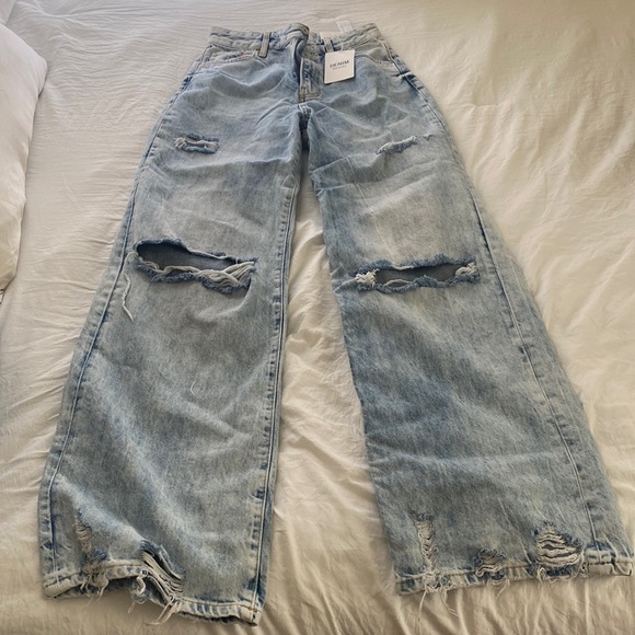 Bershka Denim - Bershka 90‘a Wide Leg Distressed Jeans, size US 4
